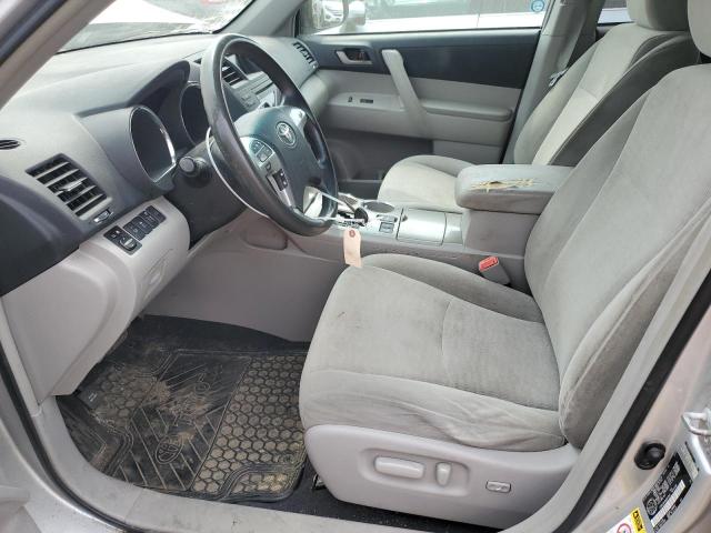 5TDBK3EHXBS067093 - 2011 TOYOTA HIGHLANDER BASE Күміс фото 7