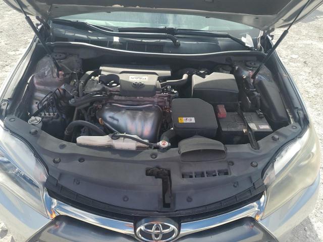 4T1BF1FK0HU781169 - 2017 TOYOTA CAMRY LE SILVER photo 11