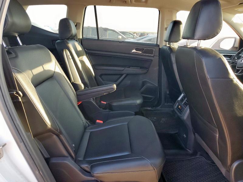 1V2ER2CA0KC577347 - 2019 VOLKSWAGEN ATLAS SEL WHITE photo 11