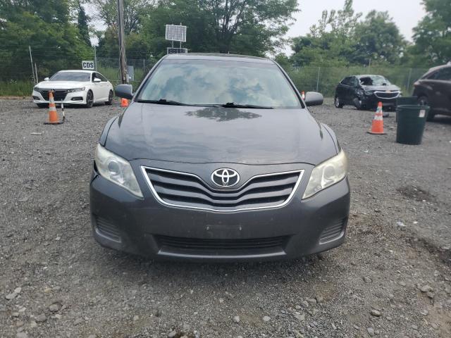 4T1BF3EKXBU604388 - 2011 TOYOTA CAMRY BASE GRAY photo 5