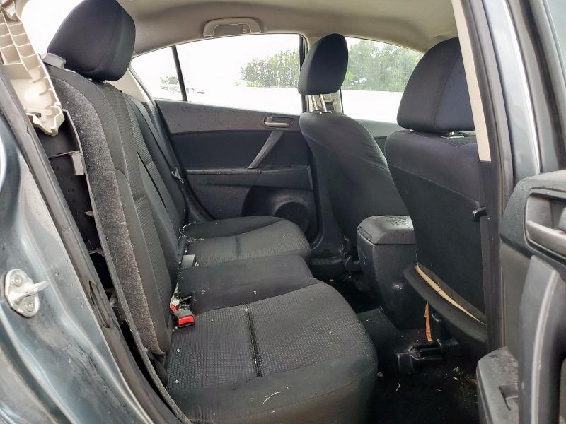 JM1BL1TF0D1795170 - 2013 MAZDA 3 I GREEN photo 10