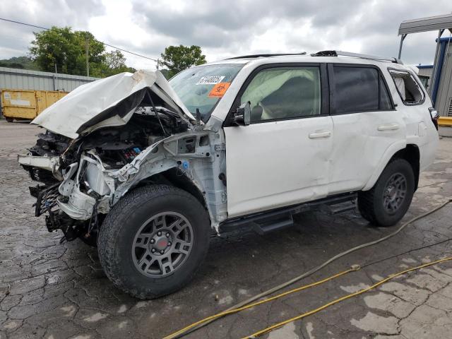 2020 TOYOTA 4RUNNER SR5/SR5 PREMIUM, 