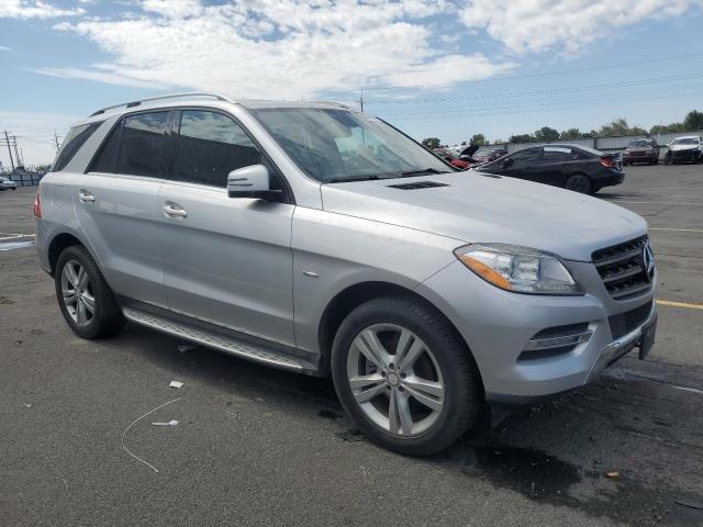 4JGDA5HBXCA058080 - 2012 MERCEDES-BENZ ML 350 4MATIC SILVER photo 4