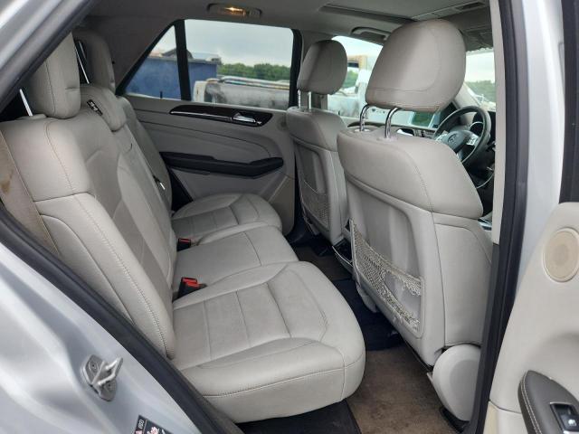 4JGDA5HB8CA026115 - 2012 MERCEDES-BENZ ML 350 4MATIC GRAY photo 11
