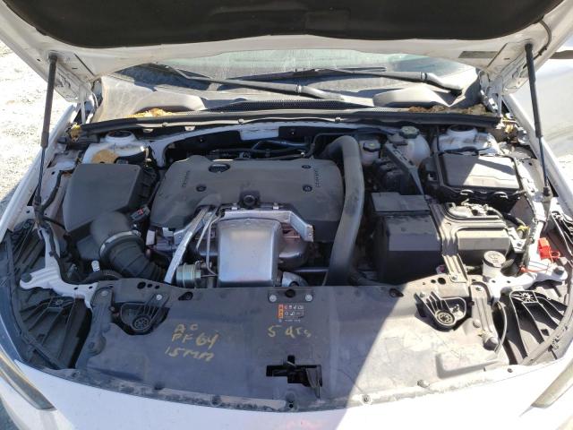 W04GM6SX2J1096459 - 2018 BUICK REGAL PREFERRED II WHITE photo 11