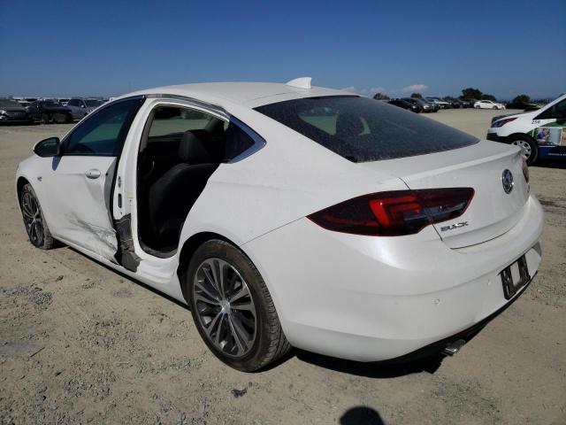 W04GM6SX2J1096459 - 2018 BUICK REGAL PREFERRED II WHITE photo 2