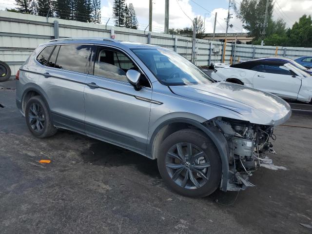 3VV3B7AX9RM064223 - 2024 VOLKSWAGEN TIGUAN SE 银色 照片 4