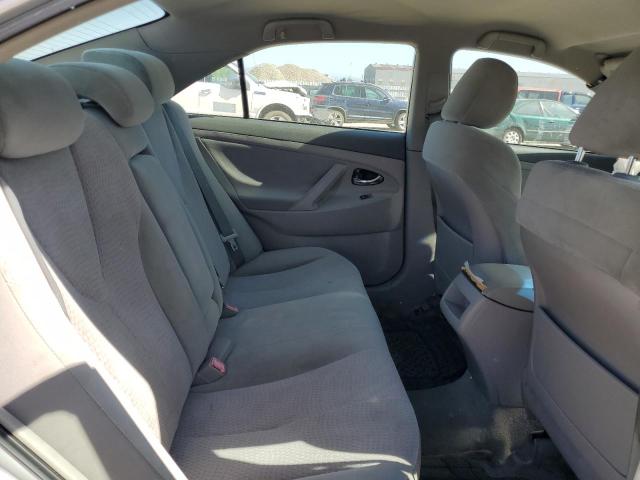 4T1BF3EK9BU592184 - 2011 TOYOTA CAMRY BASE SILVER photo 10