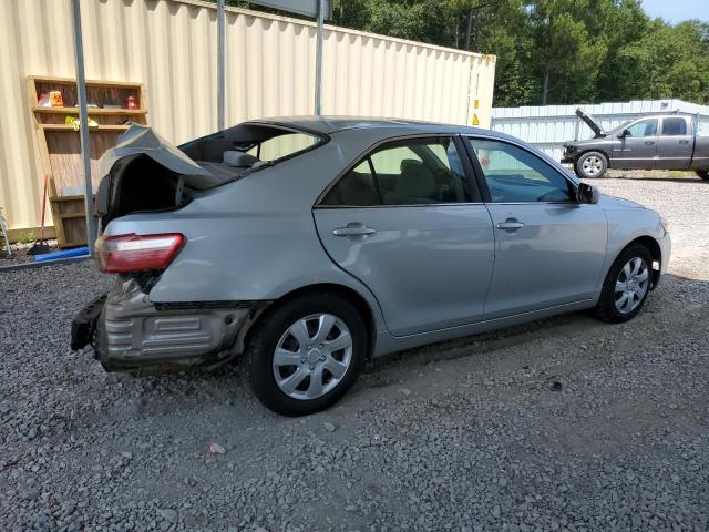 4T1BE46K57U582878 - 2007 TOYOTA CAMRY A CE SILVER photo 3