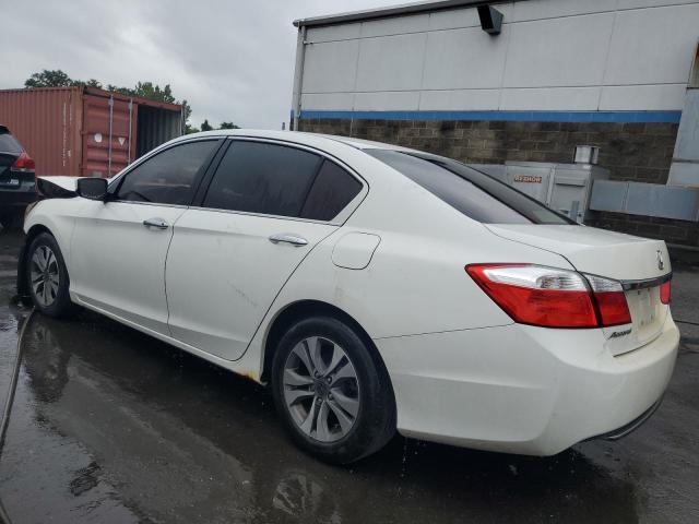 1HGCR2F38DA060772 - 2013 HONDA ACCORD LX WHITE photo 2