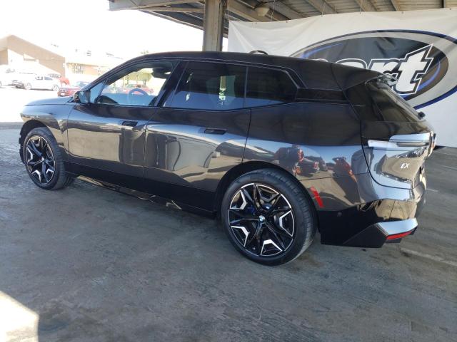 WB523CF06SCS49652 - 2025 BMW IX XDRIVE50 BLACK photo 2