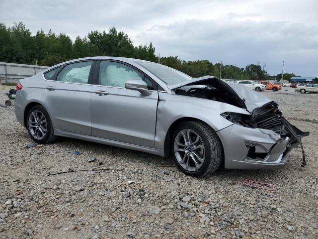 3FA6P0CD7LR116147 - 2020 FORD FUSION SEL GRAY photo 4