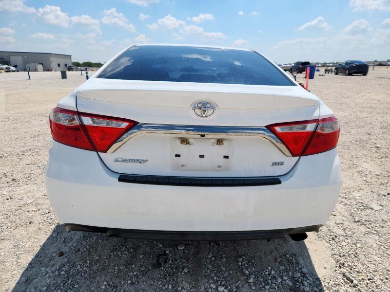 4T1BF1FK0HU368006 - 2017 TOYOTA CAMRY LE Սպիտակ լուսանկար 6