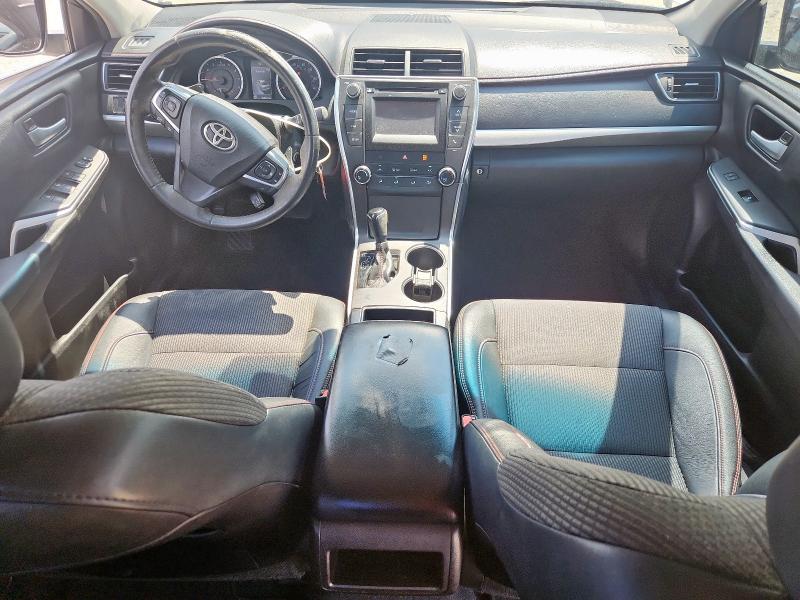 4T1BF1FK0HU368006 - 2017 TOYOTA CAMRY LE Սպիտակ լուսանկար 8