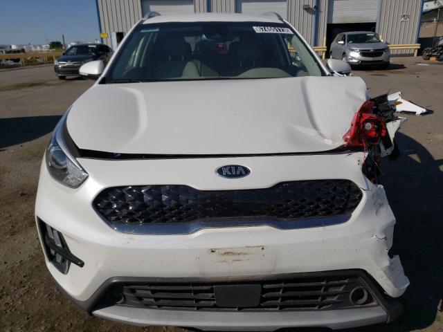 KNDCD3LD8L5400199 - 2020 KIA NIRO EX WHITE photo 5