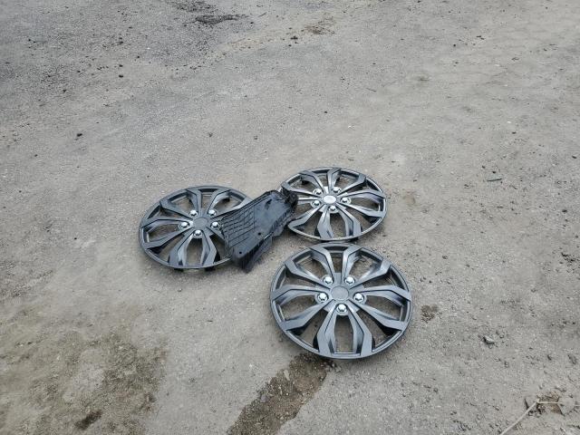 3N1CN8DVXML807897 - 2021 NISSAN VERSA S შავი ფოტო 12