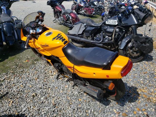 JKAEXVD147A106113 - 2007 KAWASAKI EX500 D YELLOW photo 3