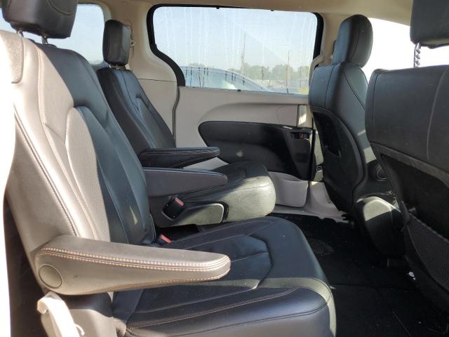 2C4RC1BG0LR205035 - 2020 CHRYSLER PACIFICA TOURING L BLACK photo 11