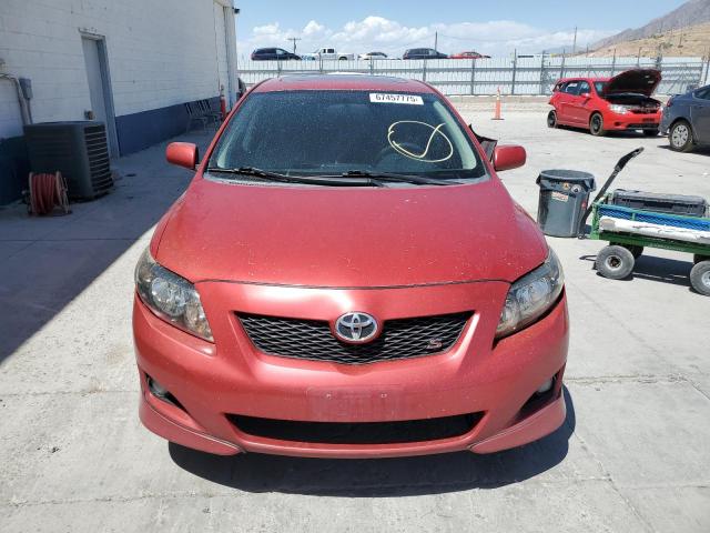 2T1BU4EE0AC437478 - 2010 TOYOTA COROLLA BASE წითელი ფოტო 5