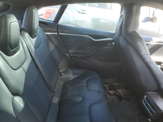 5YJSA1E24GF147486 - 2016 TESLA MODEL S Weiß Foto 10