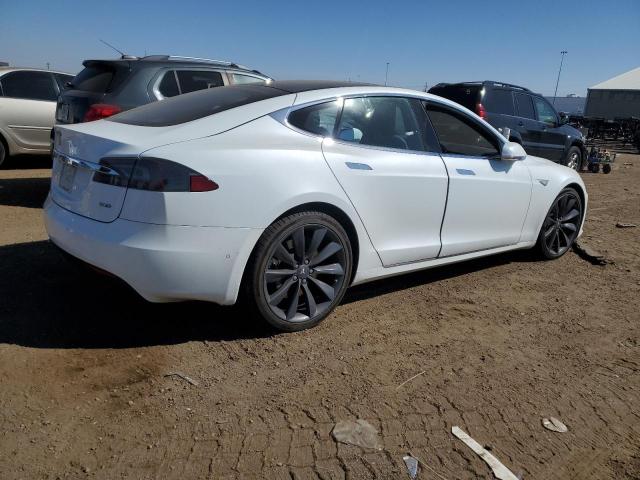 5YJSA1E24GF147486 - 2016 TESLA MODEL S Weiß Foto 3