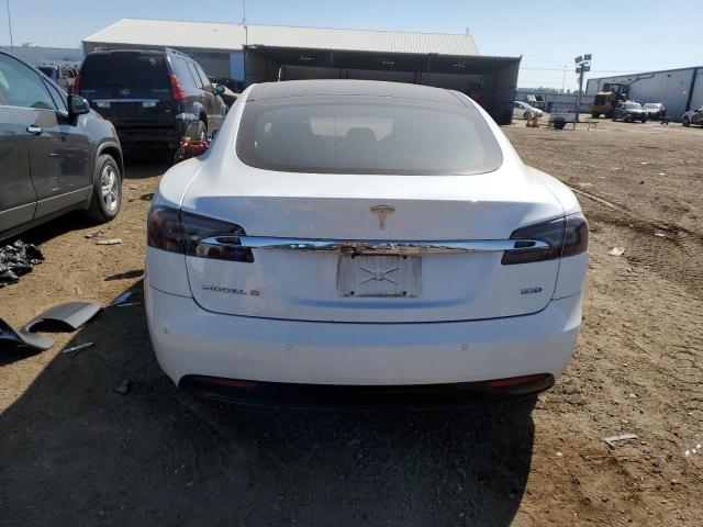 5YJSA1E24GF147486 - 2016 TESLA MODEL S Weiß Foto 6