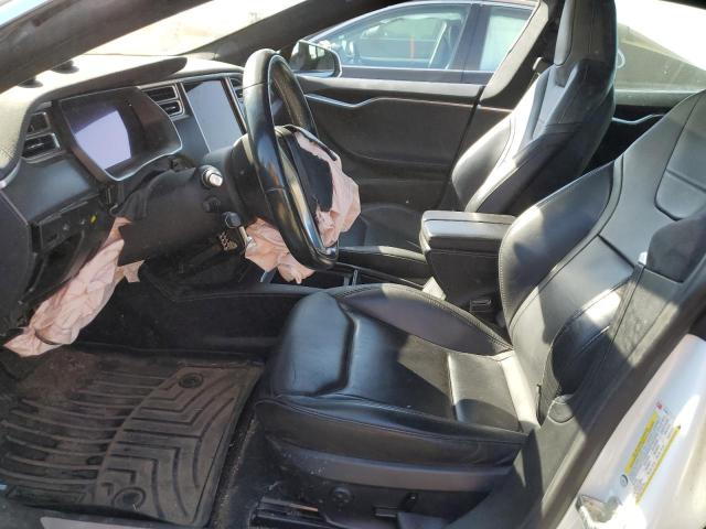 5YJSA1E24GF147486 - 2016 TESLA MODEL S Weiß Foto 7