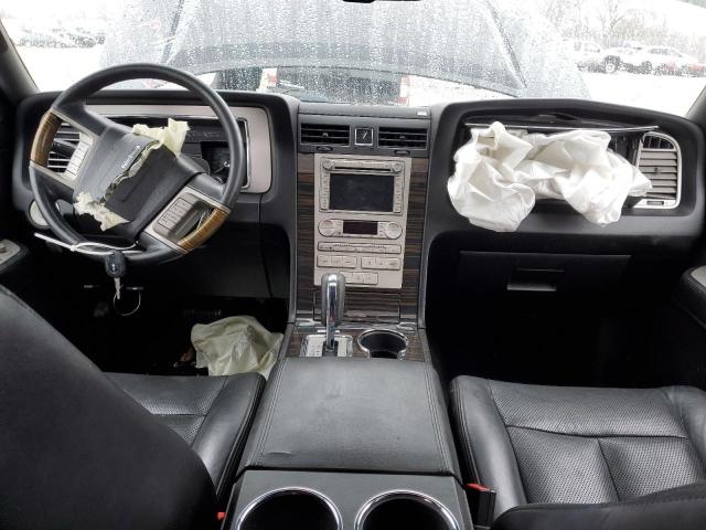 5LMJJ2J57AEJ07972 - 2010 LINCOLN NAVIGATOR 黑色 照片 8
