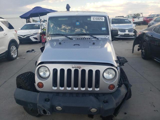 1C4AJWAG8DL617828 - 2013 JEEP WRANGLER SPORT SILVER photo 5