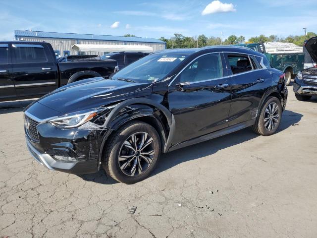 SJKCH5CR4HA025421 - 2017 INFINITI QX30 BASE BLACK photo 1