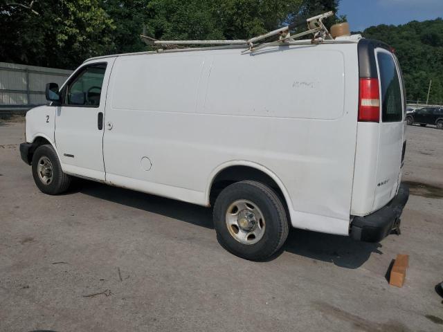 1GCGG25V051160889 - 2005 CHEVROLET EXPRESS G2 WHITE photo 2