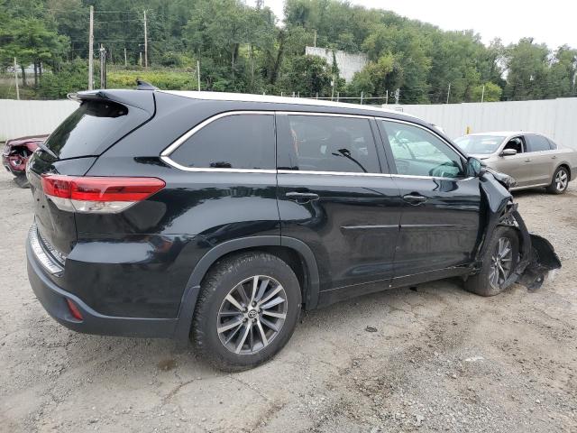 5TDJZRFH6HS468058 - 2017 TOYOTA HIGHLANDER SE BLACK photo 3