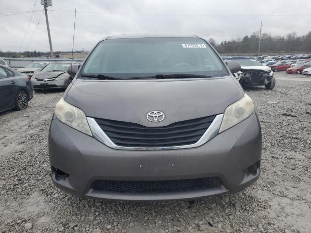 5TDKK3DCXDS314041 - 2013 TOYOTA SIENNA LE GRAY photo 5