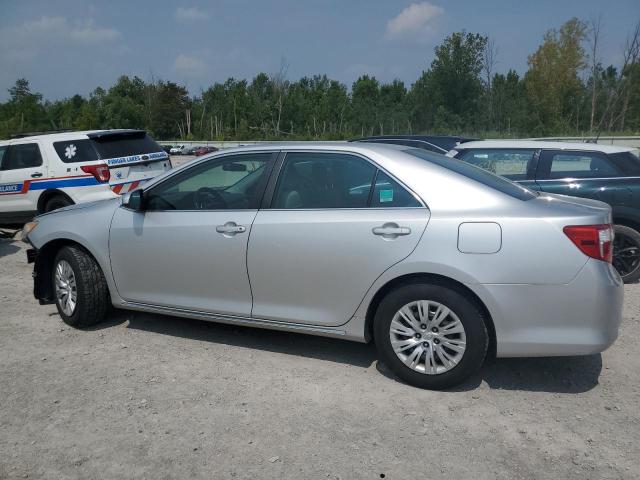 4T4BF1FK5CR253206 - 2012 TOYOTA CAMRY BASE SILVER photo 2