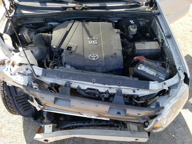 3TMJU4GN2AM096276 - 2010 TOYOTA TACOMA DOUBLE CAB PRERUNNER SILVER photo 11