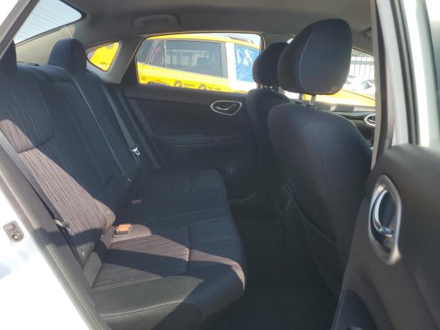 3N1AB7APXJL639495 - 2018 NISSAN SENTRA S თეთრი ფოტო 10