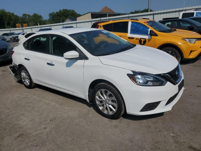 3N1AB7APXJL639495 - 2018 NISSAN SENTRA S თეთრი ფოტო 4