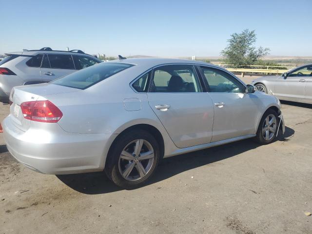 1VWBP7A37DC106050 - 2013 VOLKSWAGEN PASSAT SE Արծաթագույն լուսանկար 3