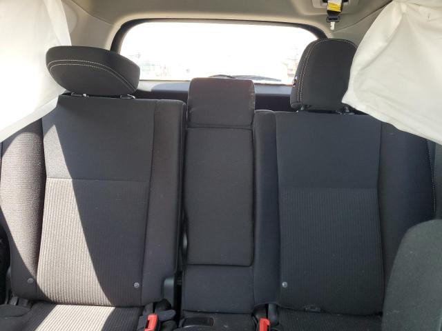 2T3RFREV3FW390563 - 2015 TOYOTA RAV4 XLE SILVER photo 10