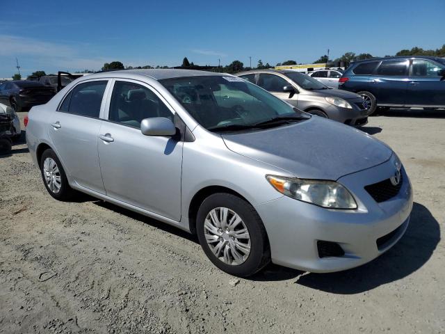 1NXBU4EE2AZ350566 - 2010 TOYOTA COROLLA BASE SILVER photo 4