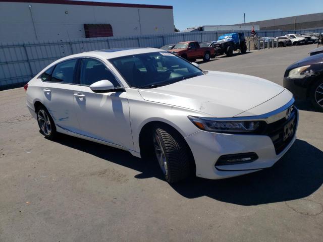 1HGCV1F45JA141416 - 2018 HONDA ACCORD EX WHITE photo 4