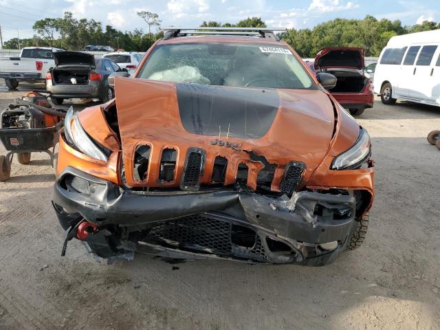 1C4PJMBSXFW626713 - 2015 JEEP CHEROKEE TRAILHAWK ORANGE photo 5