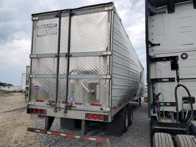 1UYVS2534K6653608 - 2019 UTILITY VS2RA WHITE photo 4