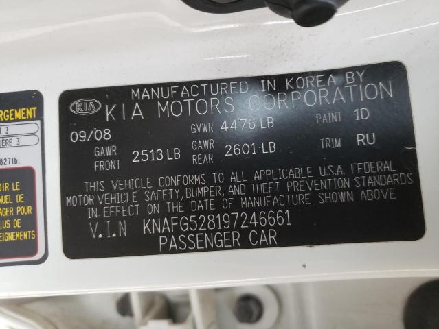 KNAFG528197246661 - 2009 KIA RONDO BASE WHITE photo 12