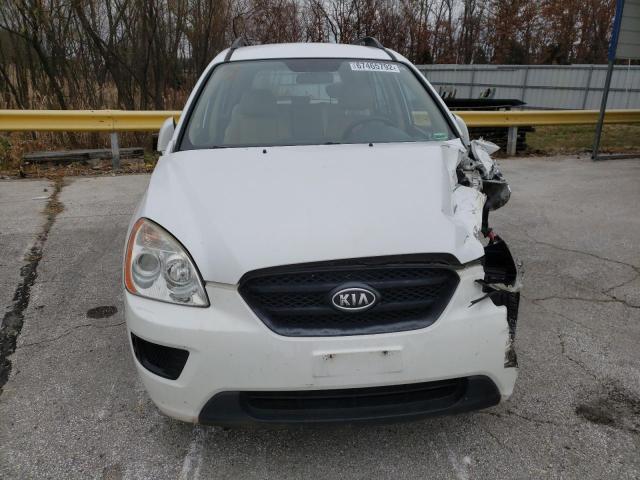 KNAFG528197246661 - 2009 KIA RONDO BASE WHITE photo 5