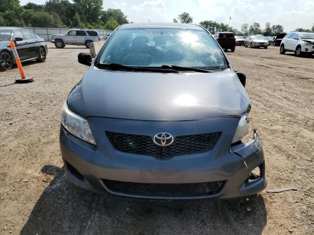 1NXBU4EE0AZ380956 - 2010 TOYOTA COROLLA BASE GRAY photo 5