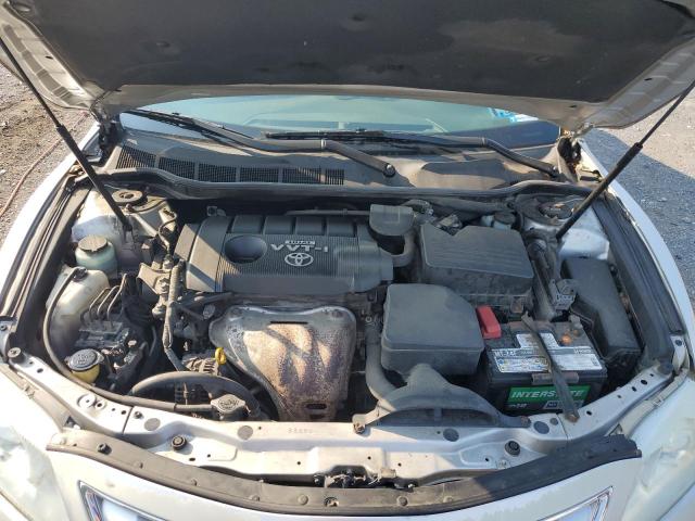 4T1BF3EKXAU074874 - 2010 TOYOTA CAMRY BASE SILVER photo 11