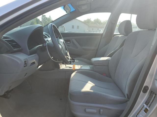 4T1BF3EKXAU074874 - 2010 TOYOTA CAMRY BASE SILVER photo 7
