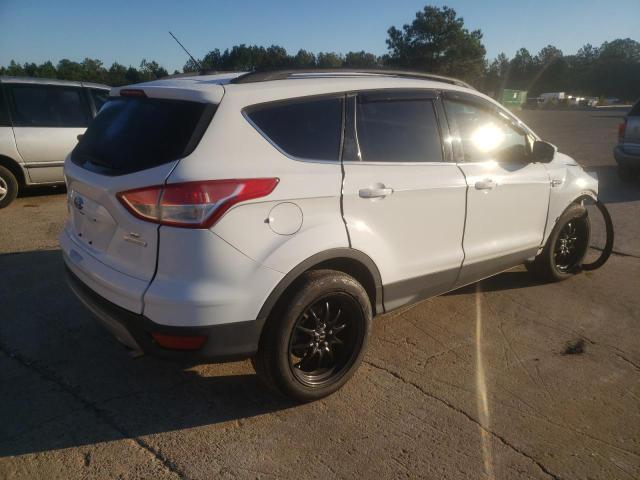 1FMCU0G99FUA81597 - 2015 FORD ESCAPE SE WHITE photo 4