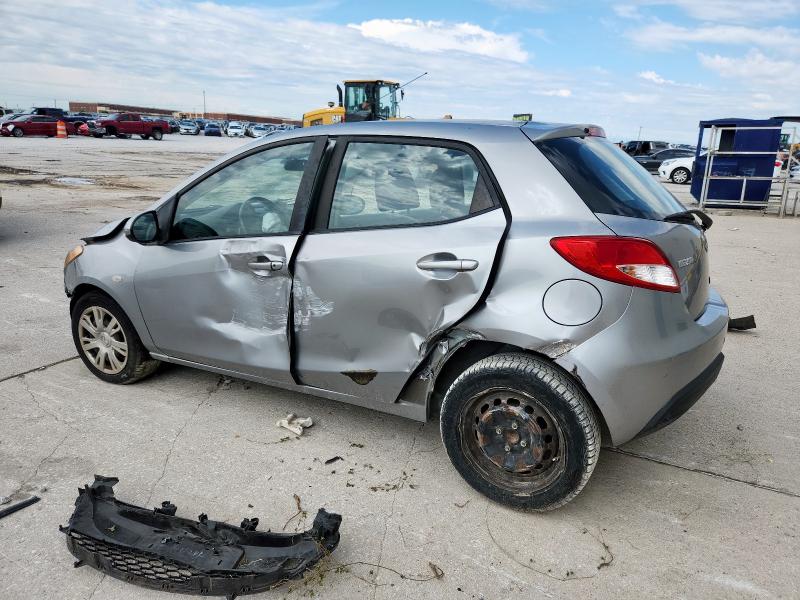JM1DE1KY7C0139669 - 2012 MAZDA MAZDA2 SILVER photo 2